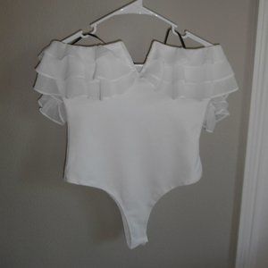 Forever 21, Romantic Ruffle bodysuit, M NWT